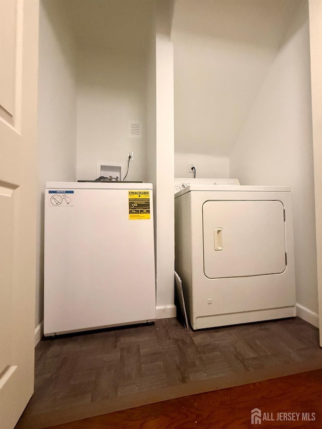 451 E Main St, Somerville, NJ 08876 - laundry area with baseboards and washing machine and clothes dryer
