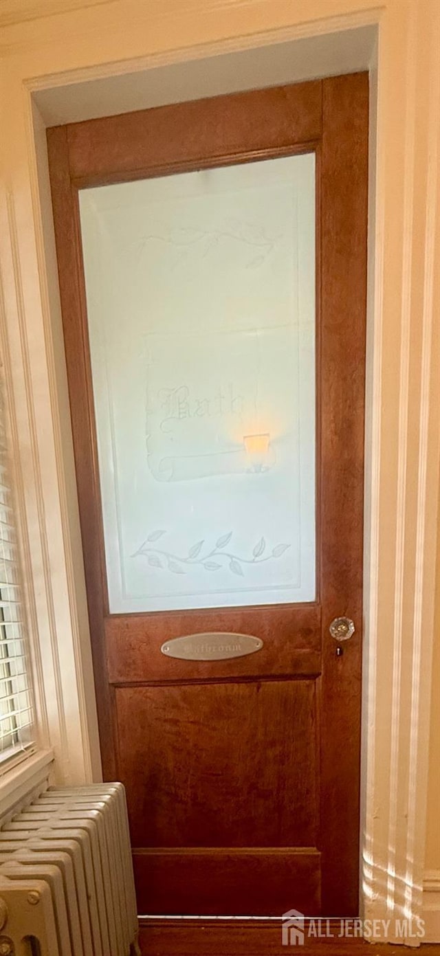 451 E Main St, Somerville, NJ 08876 - detailed view of radiator heating unit