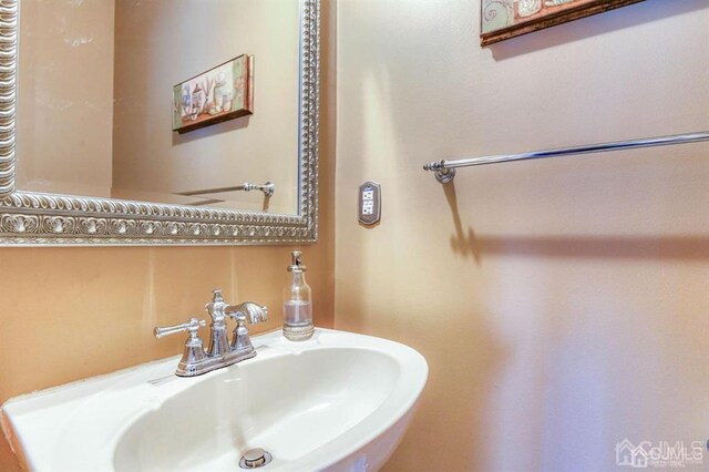 18 Bucknell Dr, East Brunswick, NJ 08816 - bathroom featuring a sink
