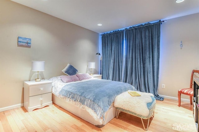 18 Bucknell Dr, East Brunswick, NJ 08816 - bedroom with light wood-style floors, recessed lighting, and baseboards