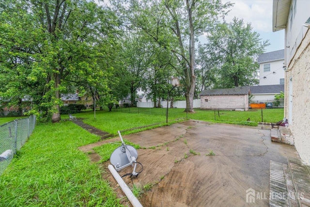 36 Henry St, Edison, NJ 08820 - fenced backyard with a patio