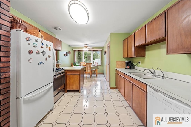 41 Jonathan Dr, Edison, NJ 08820 - photo 10