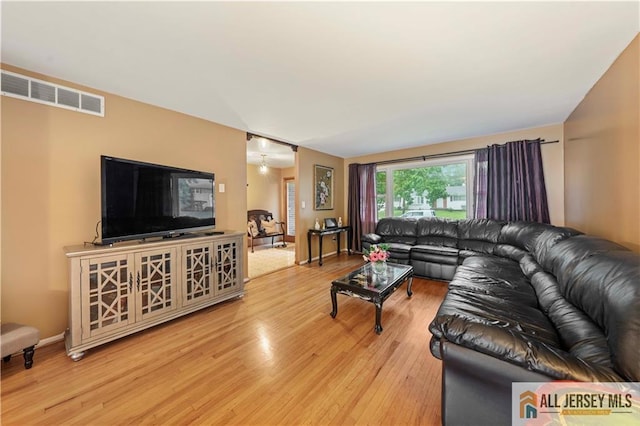 41 Jonathan Dr, Edison, NJ 08820 - photo 5