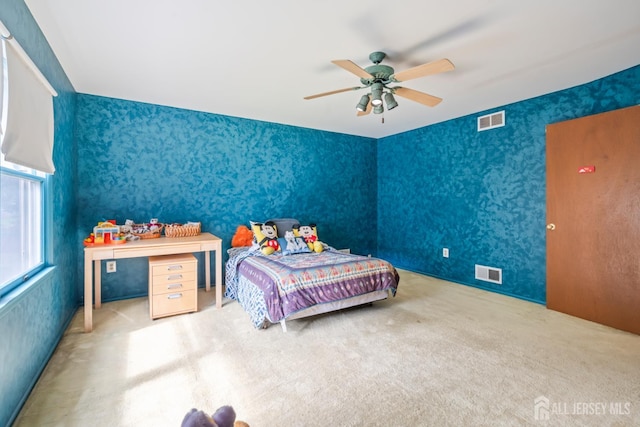20 Buffalo Run, East Brunswick, NJ 08816 - carpeted bedroom featuring wallpapered walls and a ceiling fan