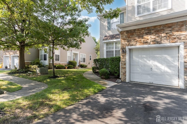 1401 Yarrow Cir S, Brunswick, NJ 08810 - photo 1
