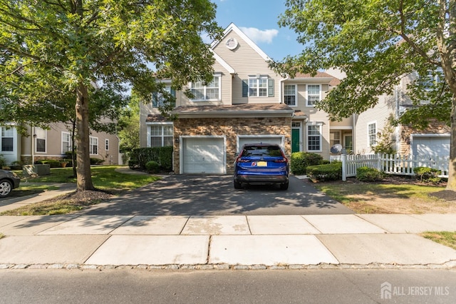 1401 Yarrow Cir S, Brunswick, NJ 08810 - photo 2