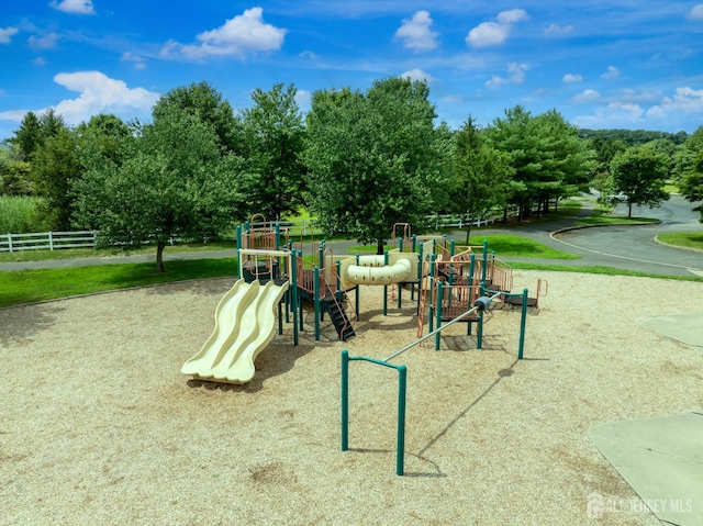 10 Hampton Pl E, Brunswick, NJ 08816 - photo 27