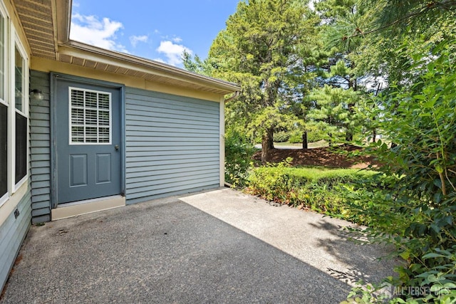 15-A Betsy Ross Dr, Monroe, NJ 08831 - view of garage