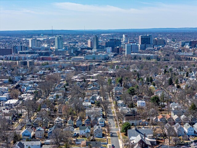 27 N 6th Ave, Highland Park, NJ 08904 - photo 9