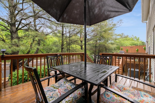 4 Linda Ct, Old Bridge, NJ 08879 - wooden deck with outdoor dining area