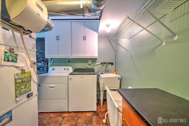 7 Mill Rd, Jamesburg, NJ 08831 - laundry room featuring washer and clothes dryer and cabinet space