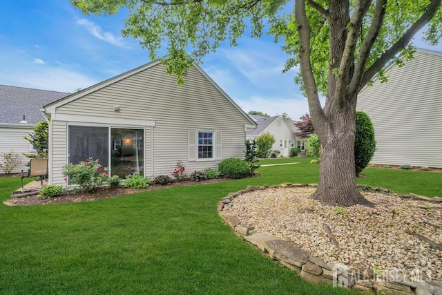 539 Old Nassau Rd Unit B, Monroe, NJ 08831 - rear view of house featuring a lawn