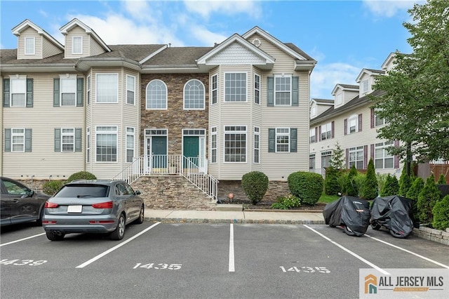 1435 Barnhardt Ln Unit 604, Rahway, NJ 07065 - photo 2