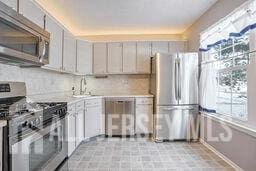 145 Lindsey Ct, Franklin, NJ 08823 - photo 2