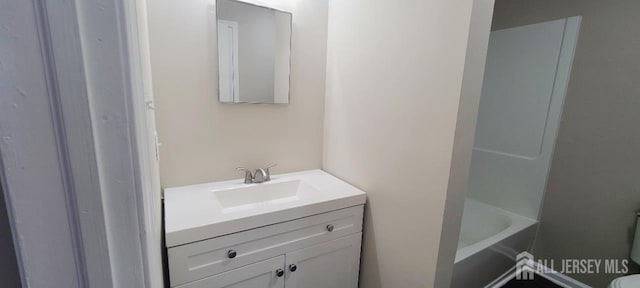 110 Jefferson St, Perth Amboy, NJ 08861 - bathroom featuring vanity and a bath