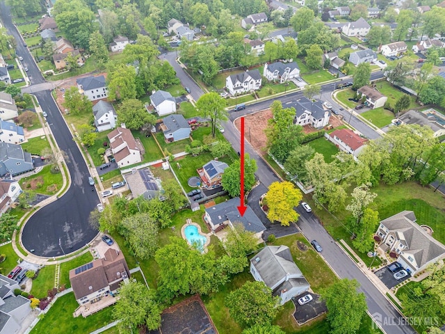878 Beatrice Pkwy, Edison, NJ 08820 - aerial view of property's location with nearby suburban area and a pool area