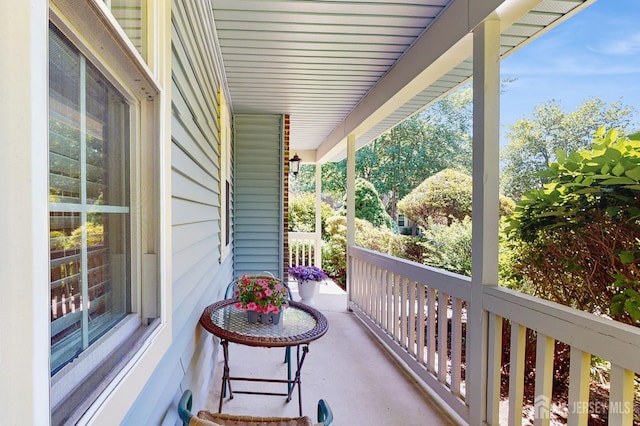 1014 Hemlock Ct, South Brunswick, NJ 08852 - view of porch