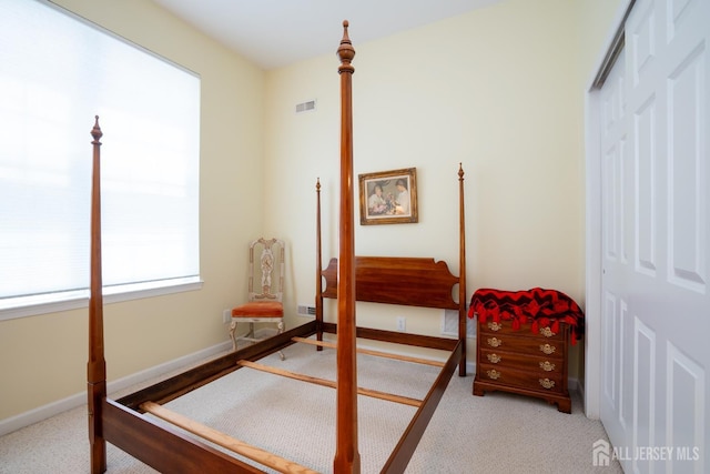 9 Copernicus Ct, East Windsor, NJ 08512 - carpeted bedroom with baseboards