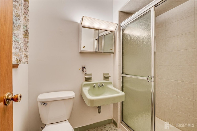 50 Lilac St, Edison, NJ 08817 - full bath with a sink, a stall shower, and toilet