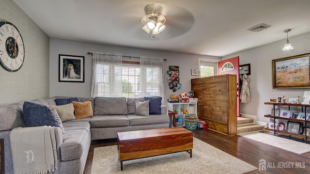 27 Carlton Ave, Monroe, NJ 08831 - living area featuring wood finished floors and ceiling fan