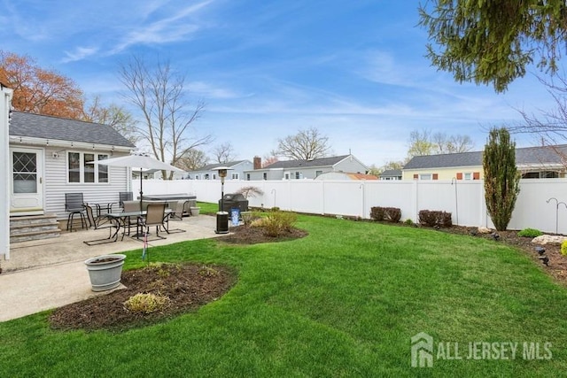 2338 Oxford Ave, South Plainfield, NJ 07080 - view of yard featuring a patio and entry steps