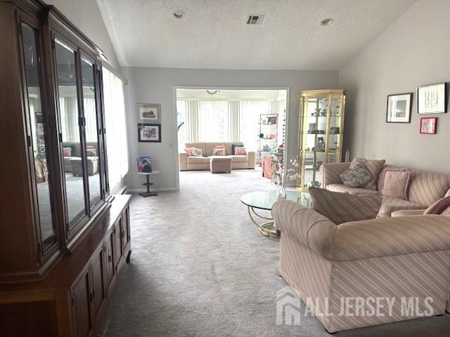 656 Nutley Dr Unit C, Monroe, NJ 08831 - photo 4