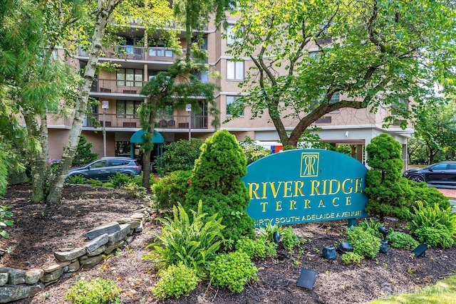 30 S Adelaide Ave Unit 8L, Highland Park, NJ 08904 - photo 2