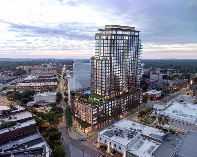 view of aerial view at dusk