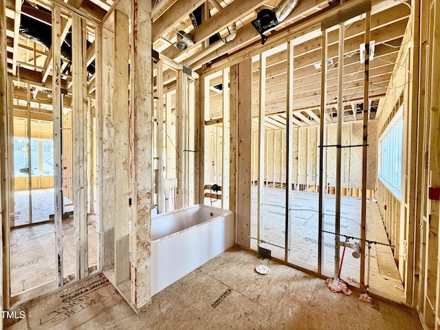 bathroom with a tub