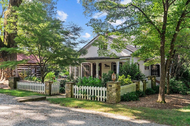 view of front of property