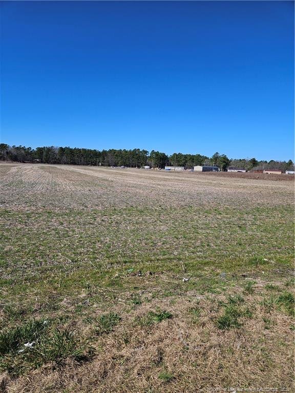 Mcgirt Rd, Maxton, NC 28364