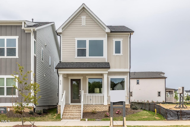 view of front of home featuring a porch