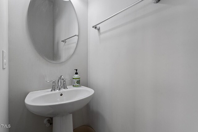 1001 Drayman Pl, Apex, NC 27502 - bathroom featuring a sink