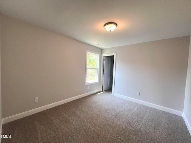 empty room with carpet