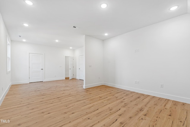 empty room featuring light hardwood / wood-style flooring