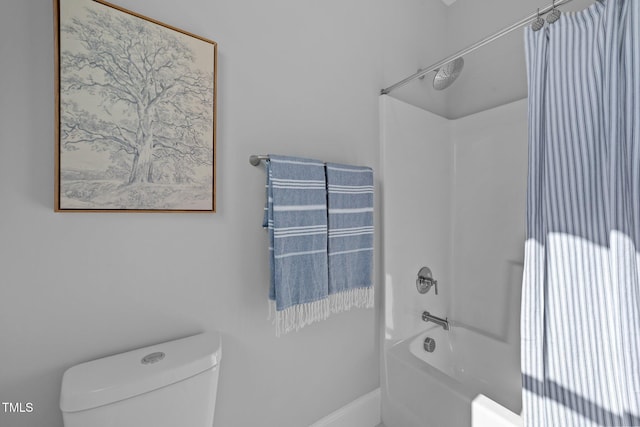 262 Hook Dr Lot 12, Fuquay Varina, NC 27526 - full bathroom featuring shower / bathtub combination with curtain, toilet, and baseboards