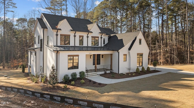 view of front of property with covered porch