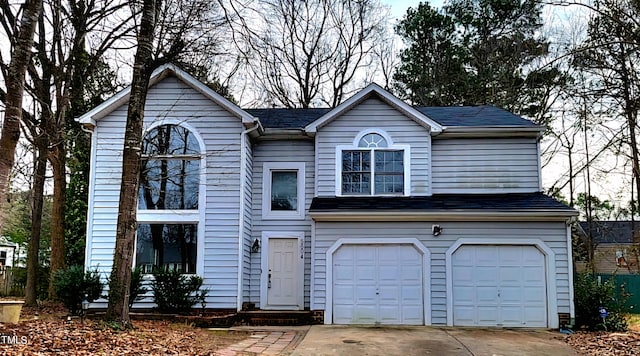 view of front facade with a garage