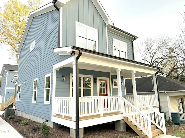 view of front of home with a porch