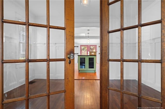 interior details featuring hardwood / wood-style floors