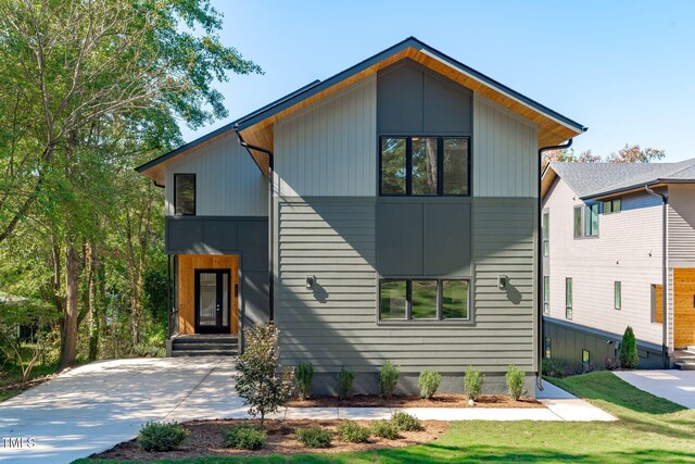 1435 Duplin Rd, Raleigh, NC 27607 - view of contemporary home