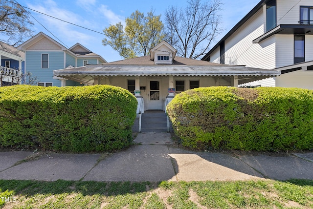 view of front of property