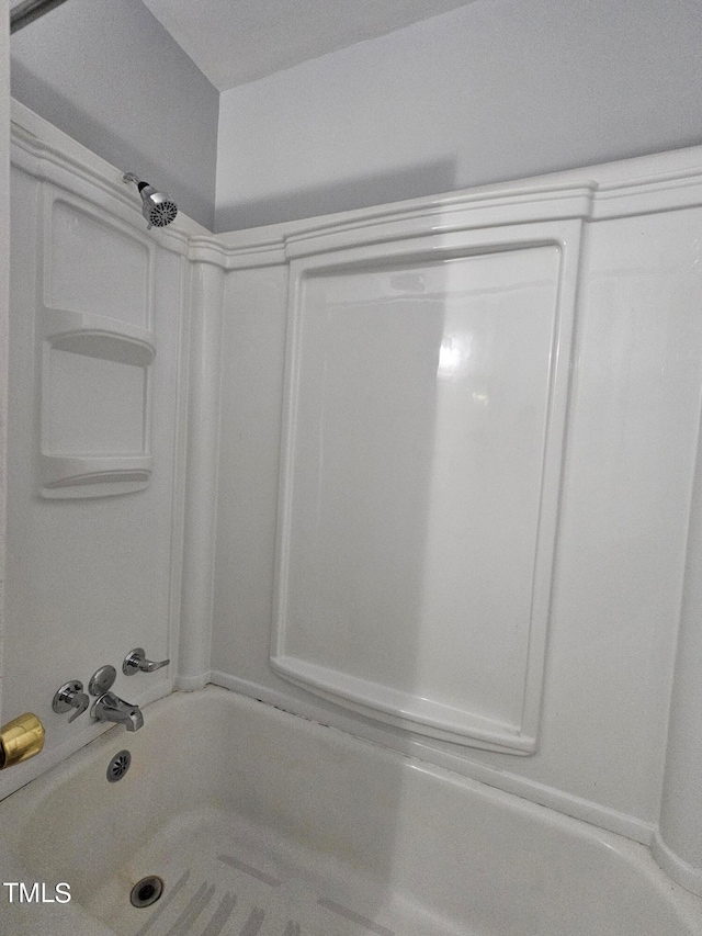 910 Marshall St, Roanoke Rapids, NC 27870 - bathroom featuring  shower combination