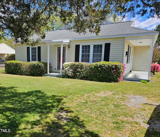 910 Marshall St, Roanoke Rapids, NC 27870 - single story home with a front lawn