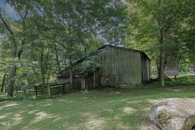 6720 Mebane Oaks Rd, Mebane, NC 27302 - view of outdoor structure featuring fence and an outdoor structure