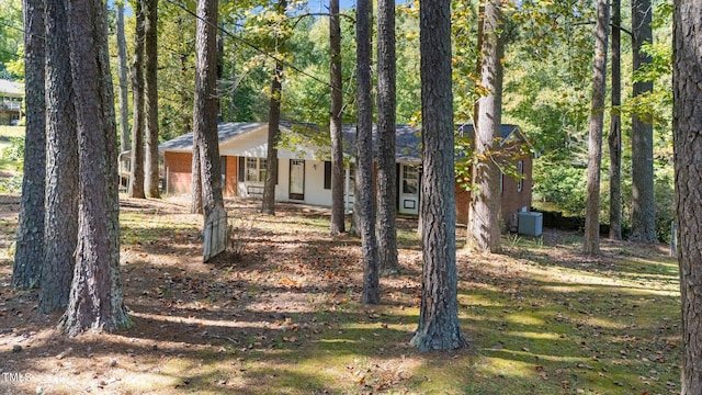 view of front of home featuring central AC