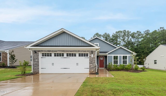 craftsman house with a garage and a front yard