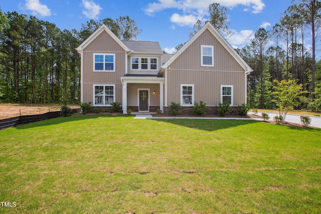 view of front of house featuring a front lawn
