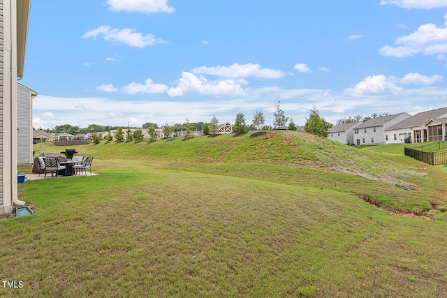 view of yard with a patio area