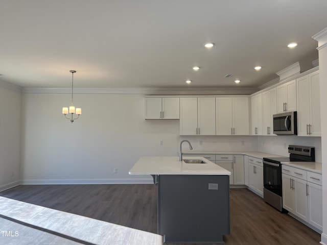 kitchen with white cabinetry, sink, stainless steel appliances, dark hardwood / wood-style flooring, and a kitchen island with sink